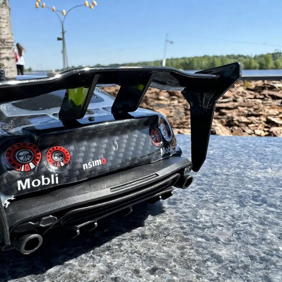 High-Speed 1:16 GTR Remote Control Drift Car